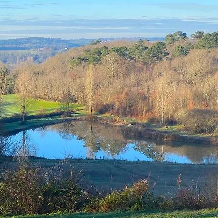 Chateau De Bellevue Et Avec Piscine Saisonal Chauffee Et Partout Climatisees 4*