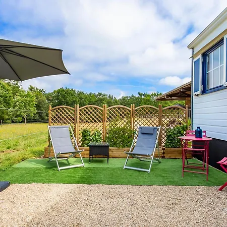 Bed & Breakfast Chateau De Bellevue Et Avec Piscine Saisonal Chauffee Et Partout Climatisees 4*