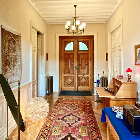 Chateau De Bellevue Et Avec Piscine Saisonal Chauffee Et Partout Climatisees